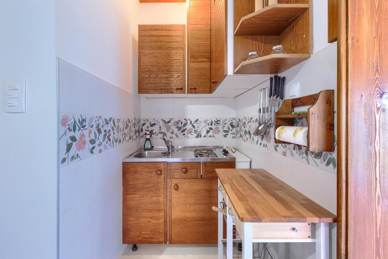 Stylish Flats With Two Bedrooms In Premantura Bagian luar foto