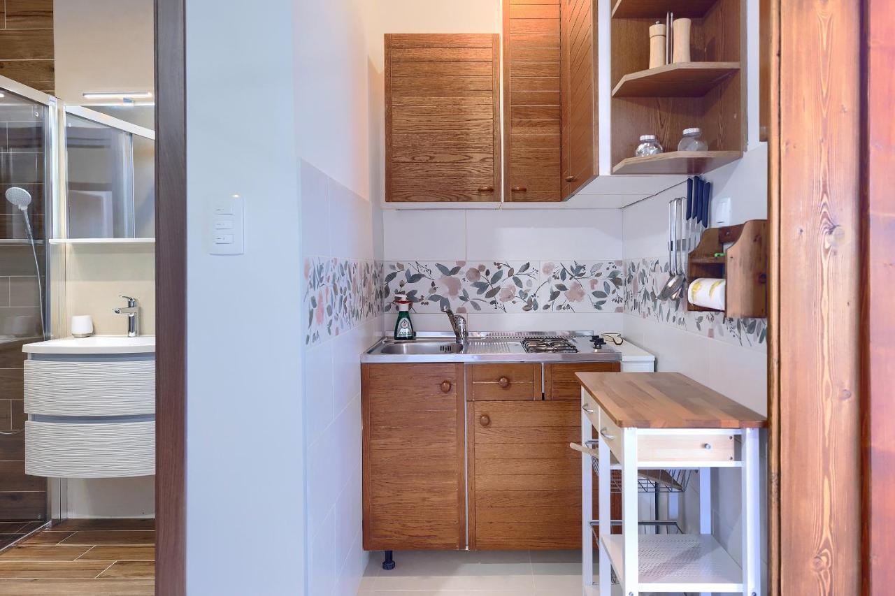 Stylish Flats With Two Bedrooms In Premantura Bagian luar foto